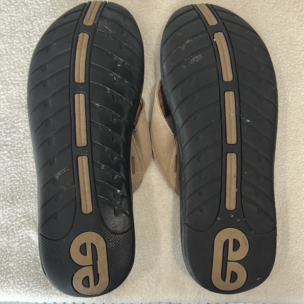 Reef Tan‎ Flip Flops. Size M